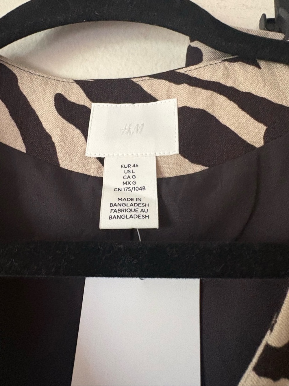 H&M Black and Cream Zebra Print Jacket - Picture 3 of 6